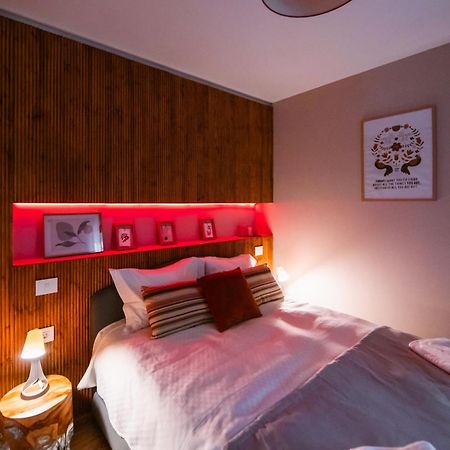 Hello Adventure Apartment ซินายา ภายนอก รูปภาพ